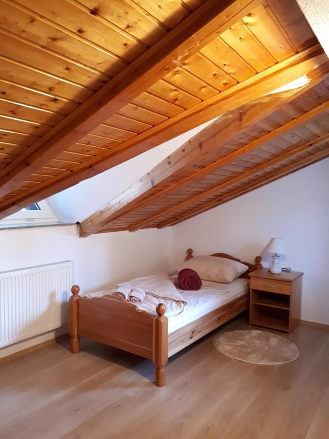 Apartman Ivana ヤイツェ エクステリア 写真